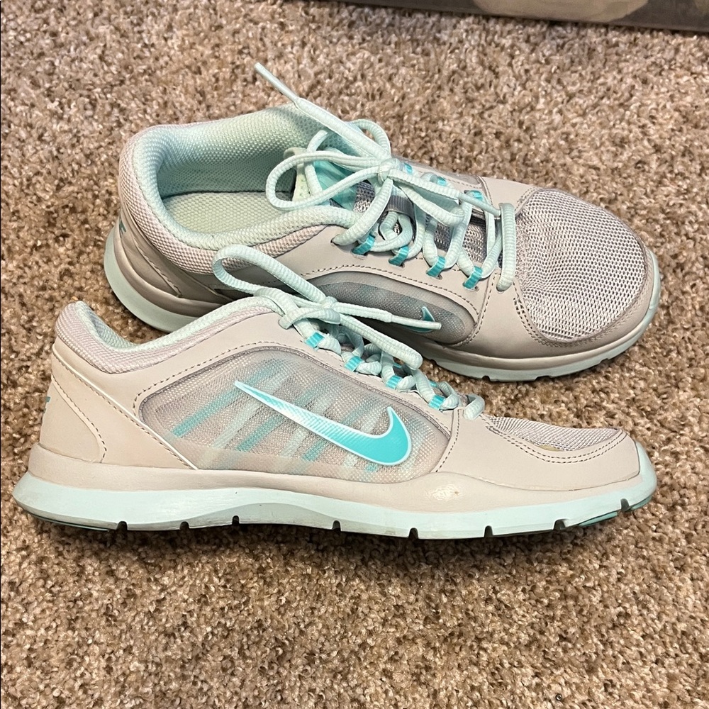 Nike Women's Gray and Light Blue Sneakers